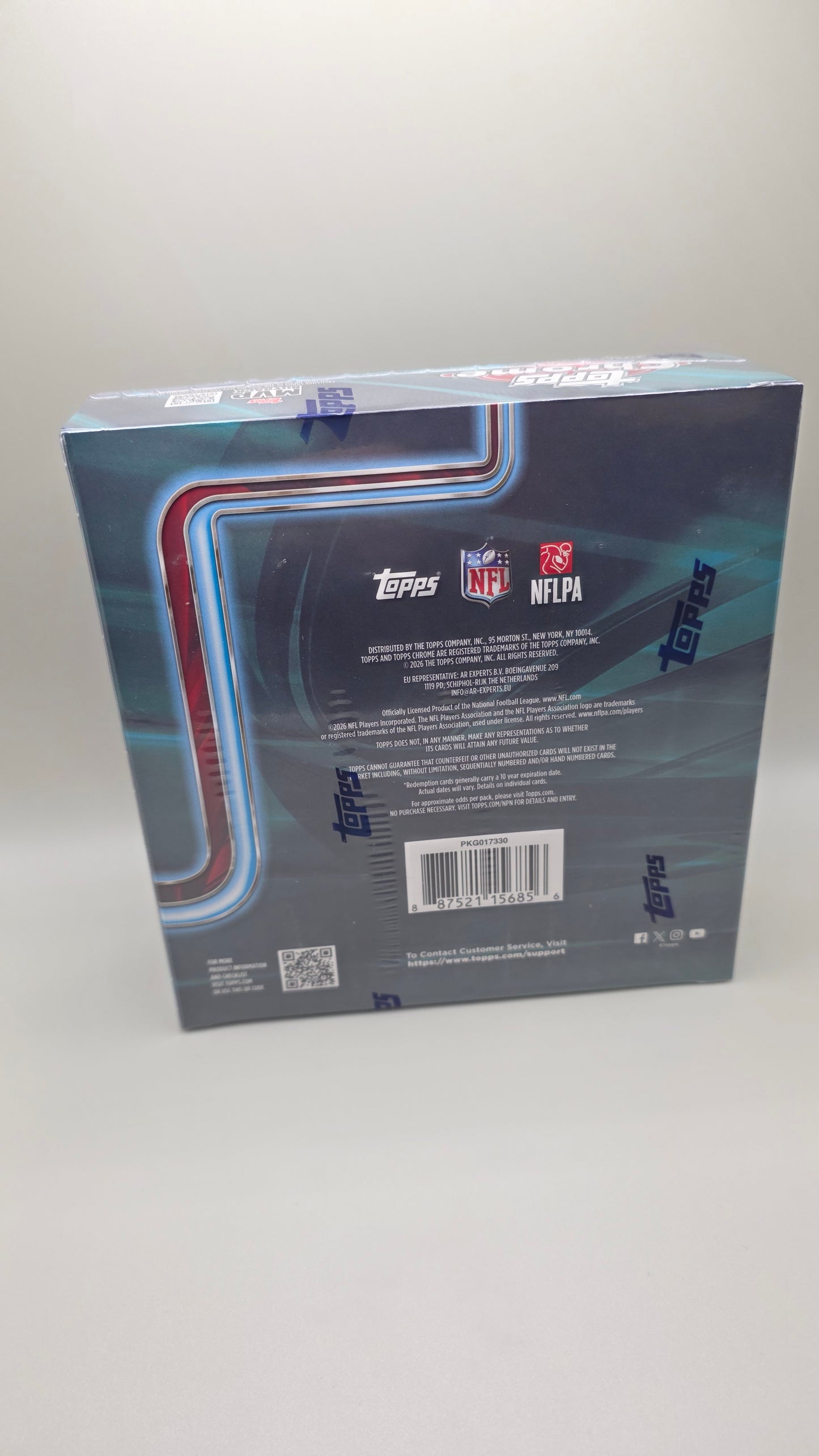 2025 Topps Chrome NFL Mega Box !!