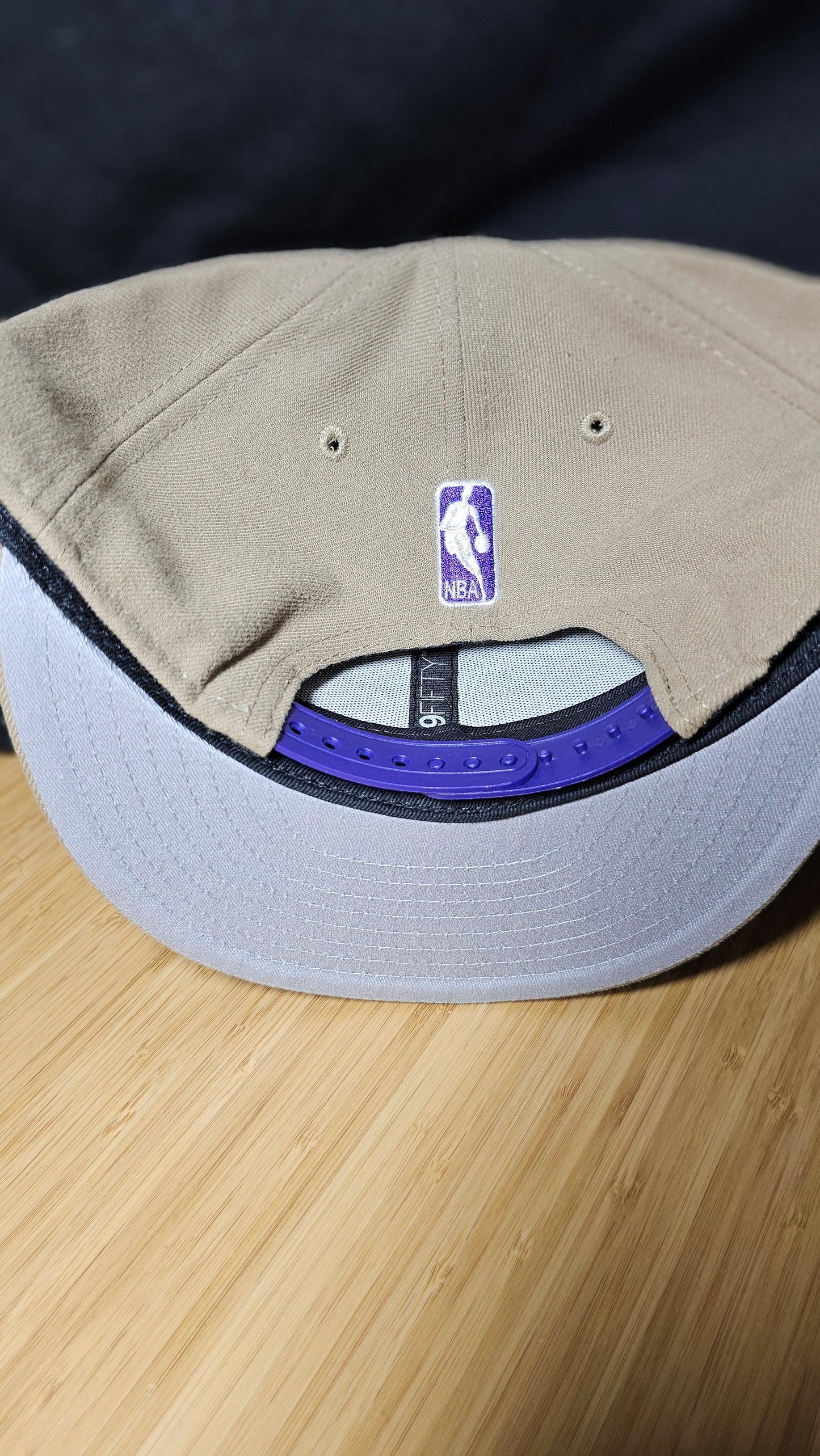 Los Angeles Lakers New Era Exclusive Snapback Hat