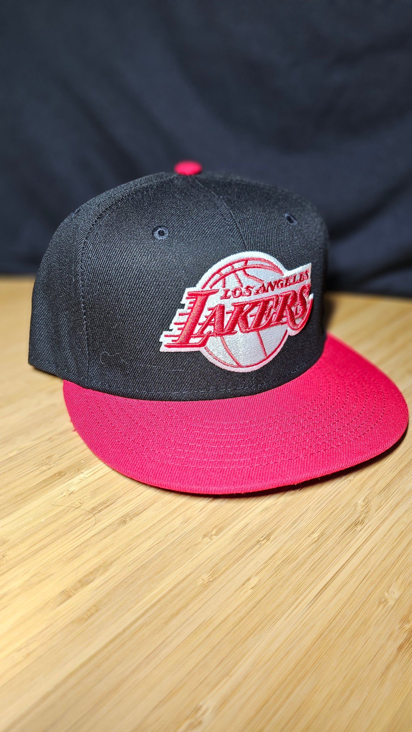 Los Angeles Lakers New Era Exclusive Snapback Hat
