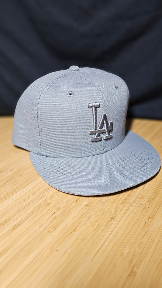 Los Angeles Dodgers New Era Exclusive Fitted Hat All Grey (7 5/8)