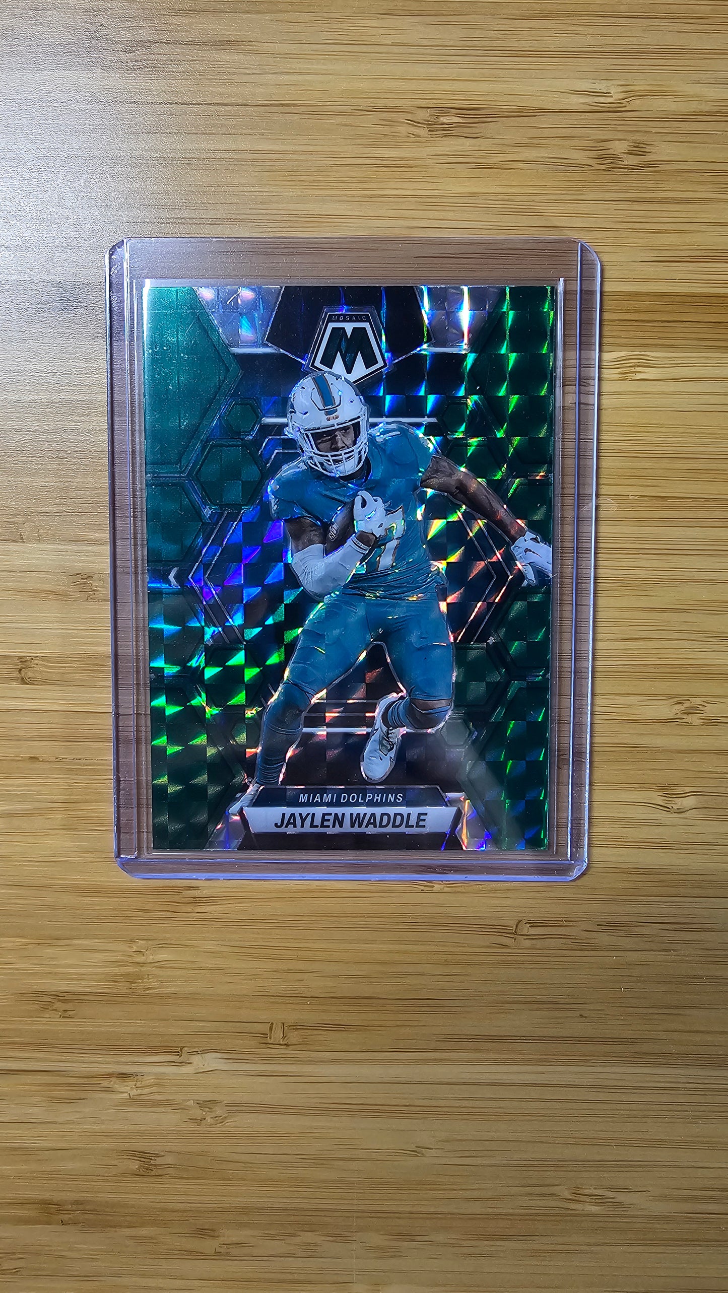 2023 NFL Panini Mosiac Jaylen Waddle -Mosiac Green - Miami Dolphins