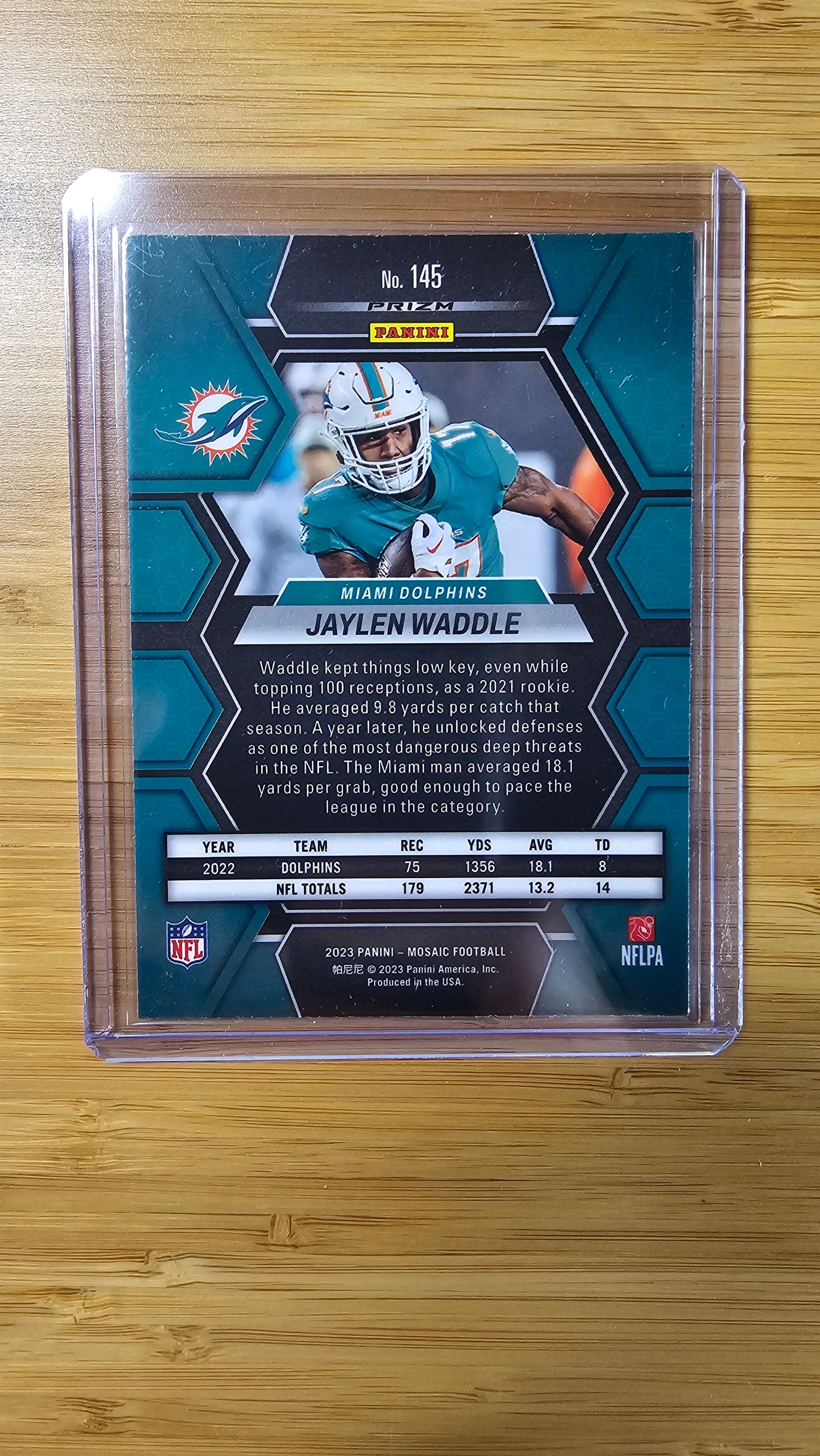 2023 NFL Panini Mosiac Jaylen Waddle -Mosiac Green - Miami Dolphins