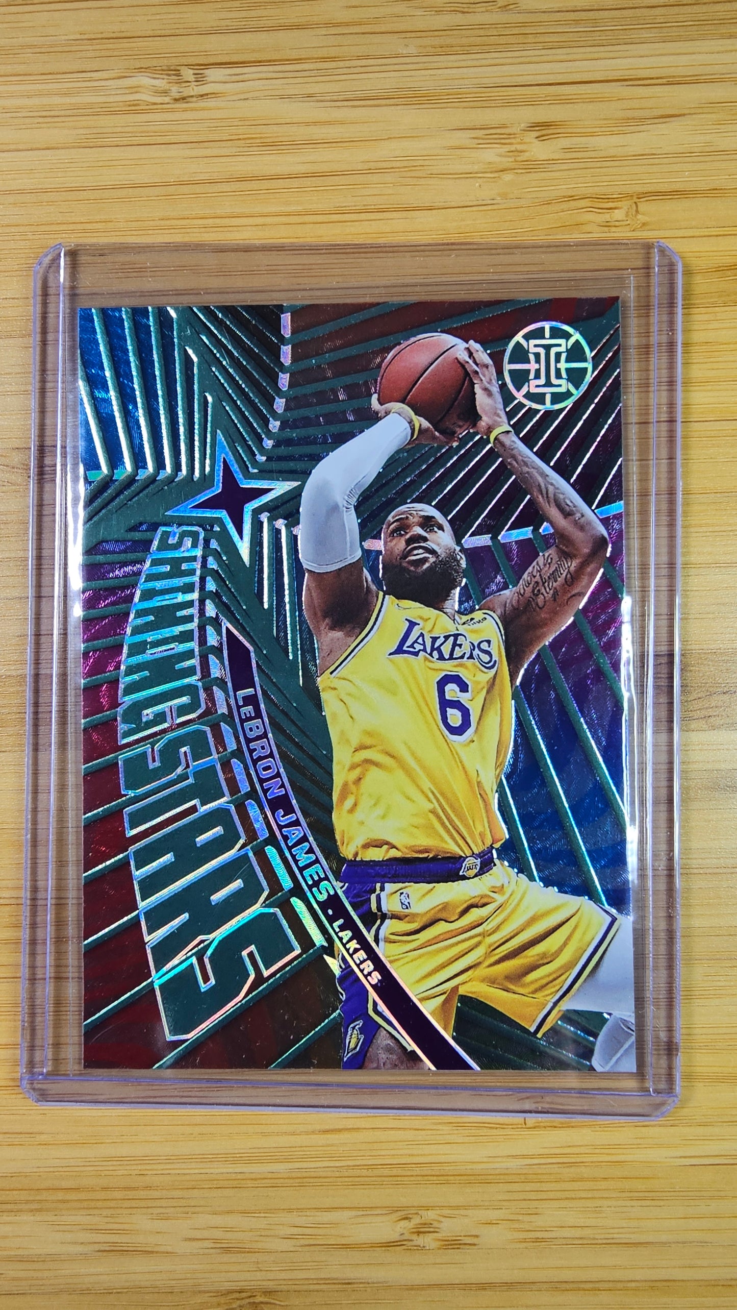 2022 Panini Illusions Basketball Lebron James - Shining Stars- Los Angeles Lakers