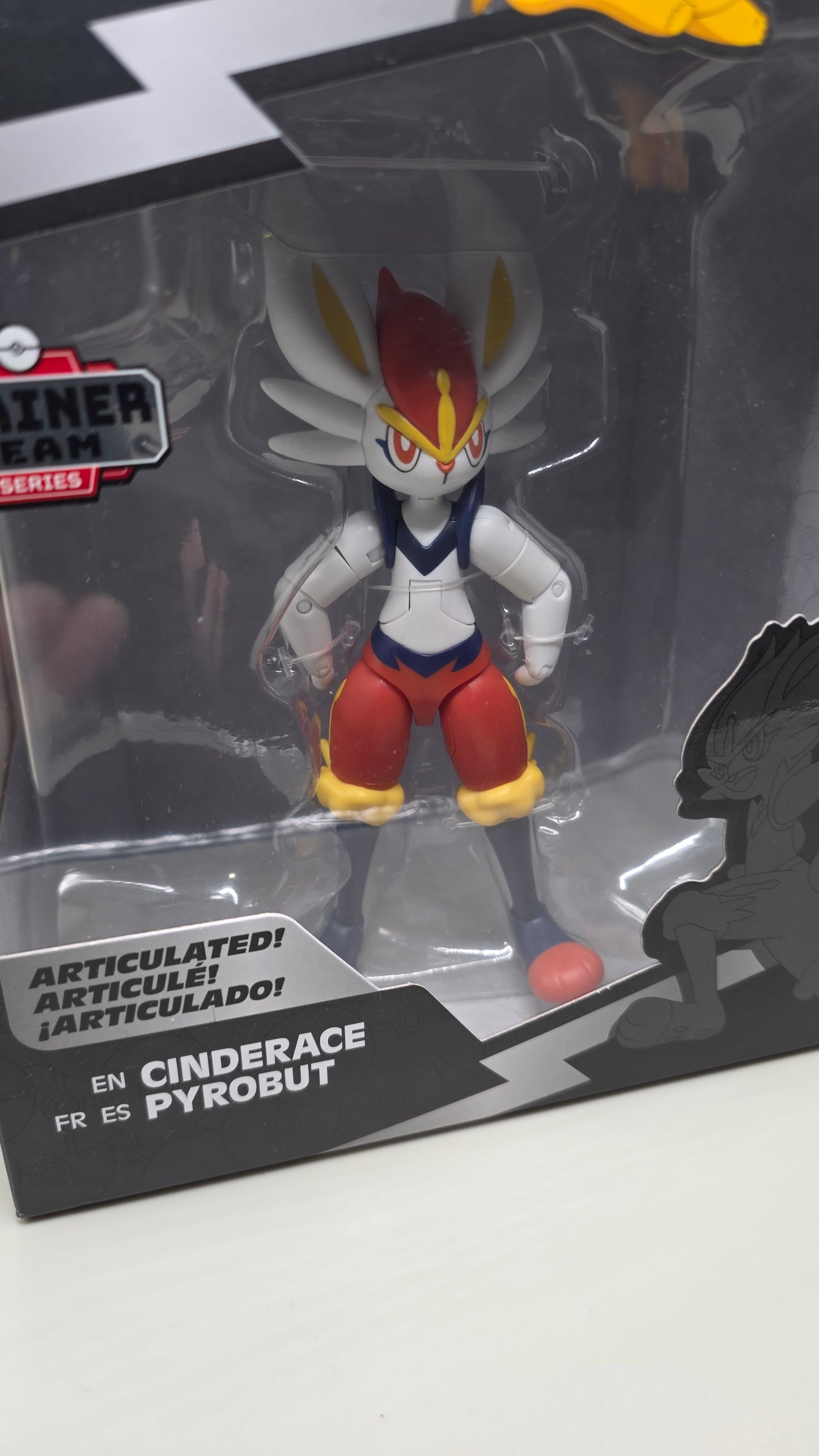 Pokemon Cindercade Trainer Team Series 9 Figure NIB (Target Exclusive)
