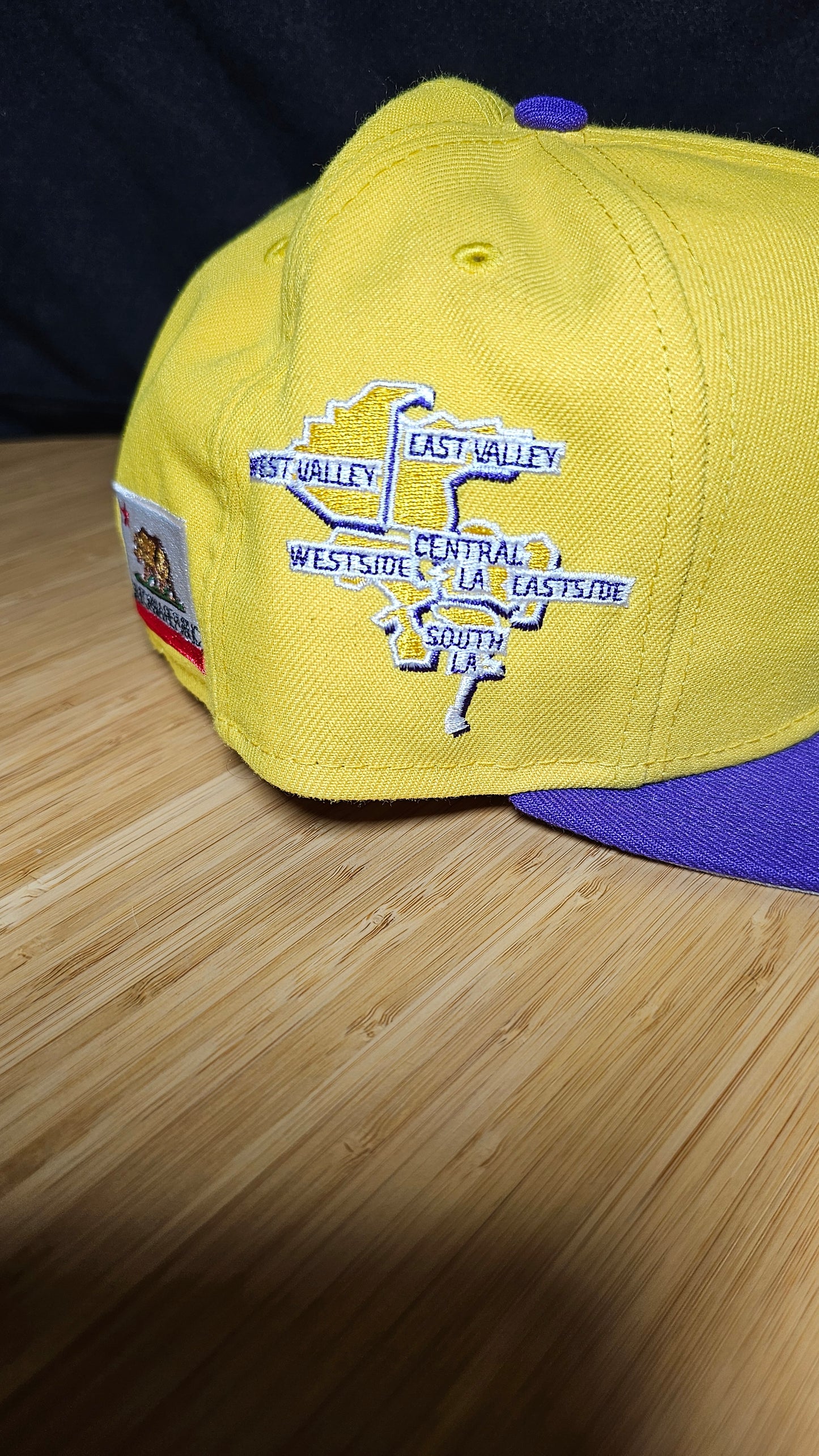 Los Angeles Lakers New Era Exclusive Snapback Hat