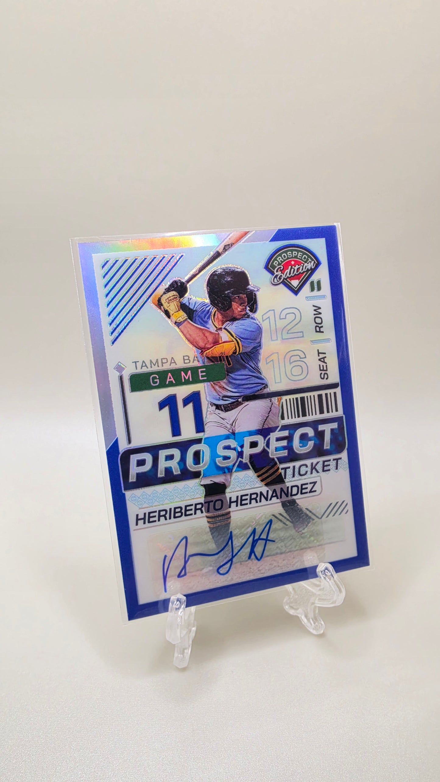 2024 Panini Prospect Edition Heriberto Hernandez Blue Holo Auto #/149 Card # 76