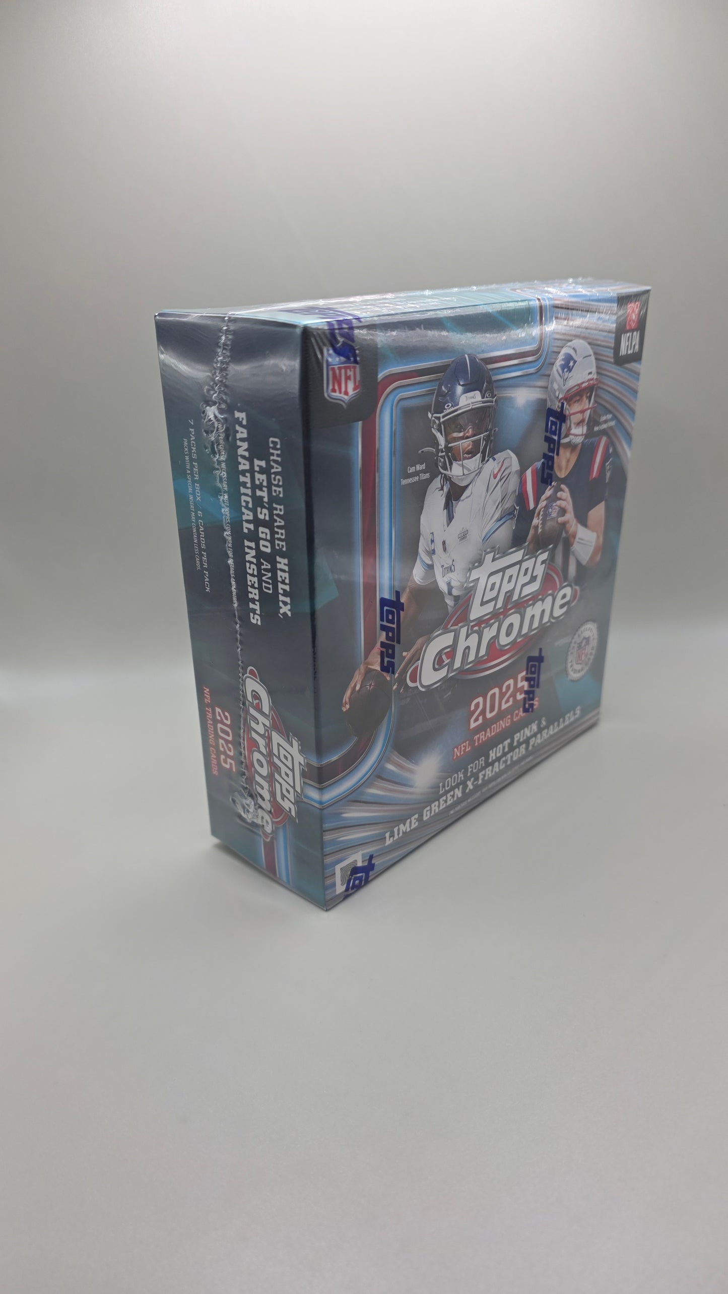 2025 Topps Chrome NFL Mega Box !!