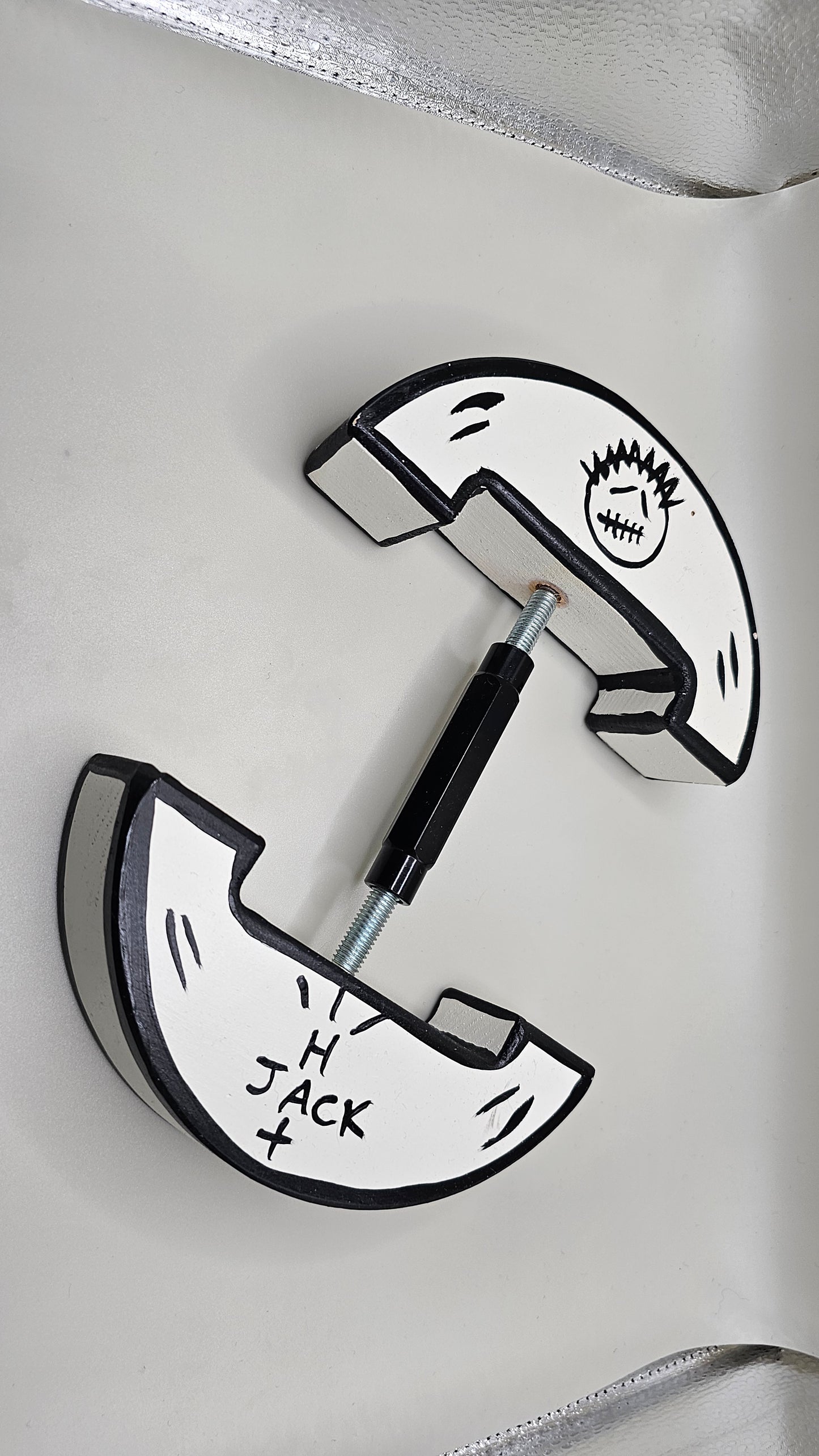 HatJack Hat Stretcher Custom painted (Travis Scott/Sketchy) - Large Size