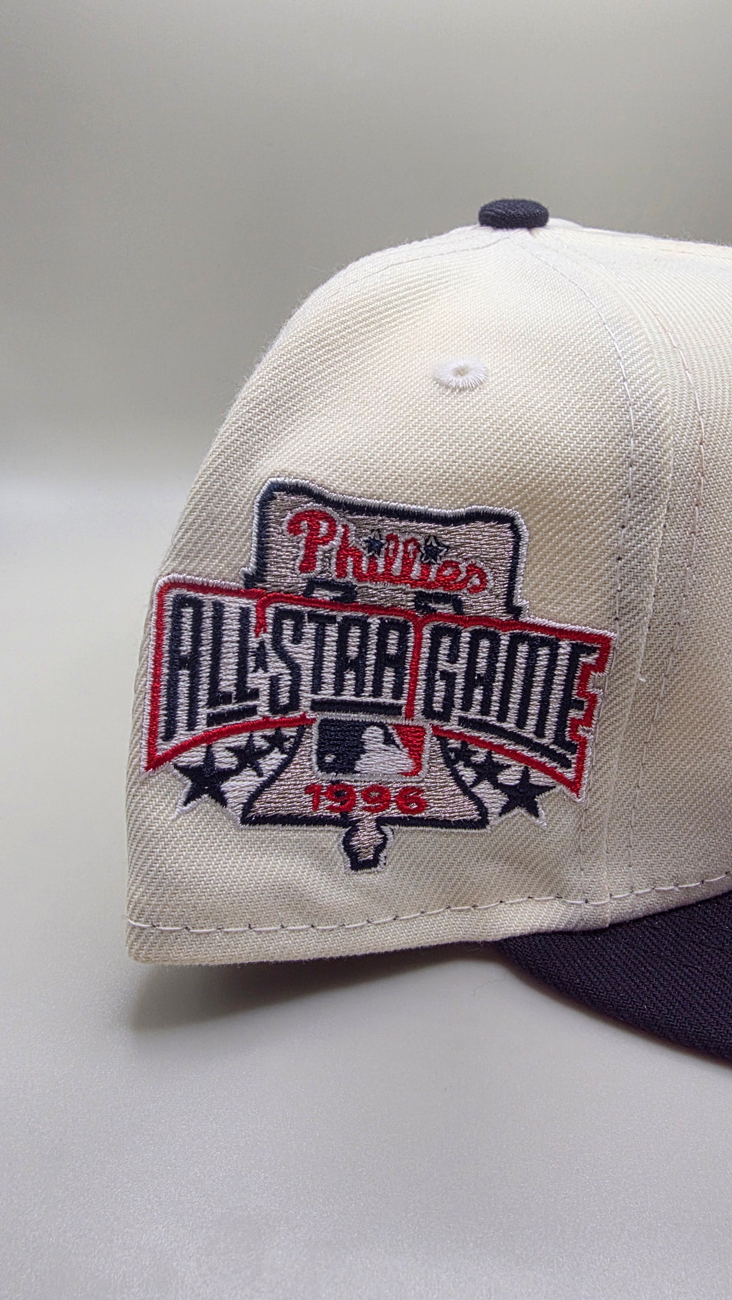 Philadelphia Phillies 2 Tone Online New Era Exclusive Hat