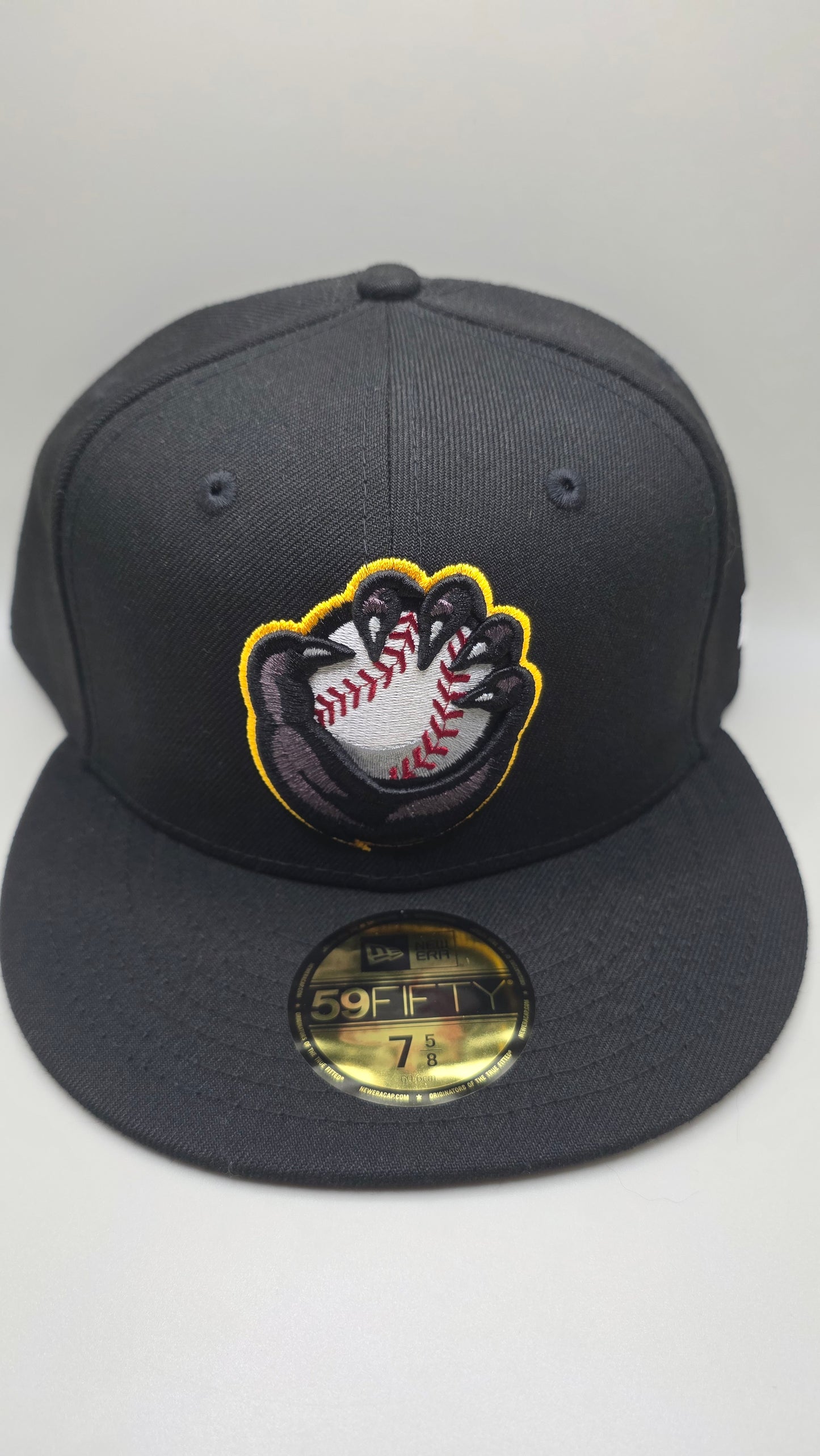 Quad CIty RIver Bandits New Era Online Exclusive Hat