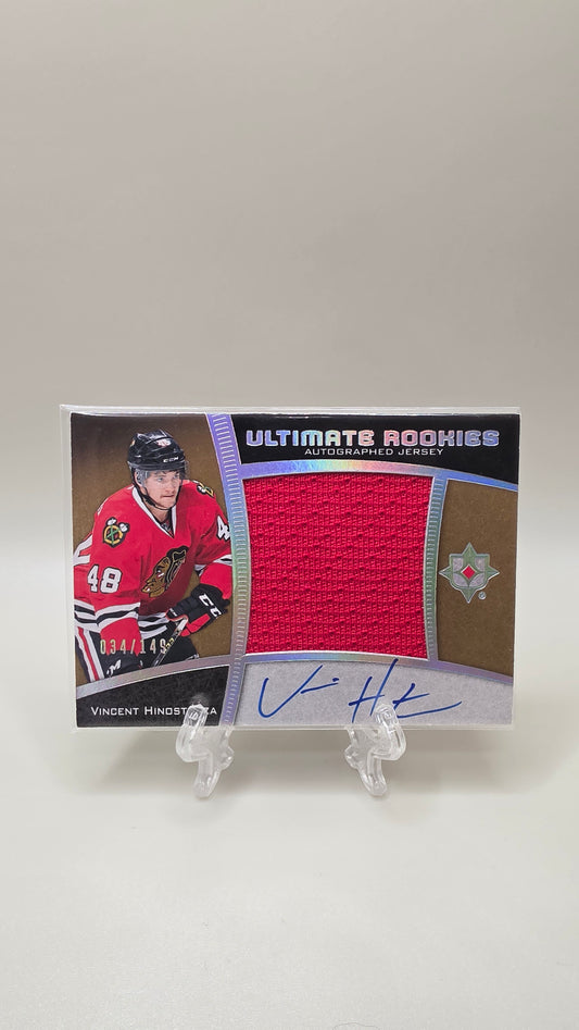 2015-16 UD Ultimate Collection Vincent Hinostroza Rookie Patch Auto Card # 54
