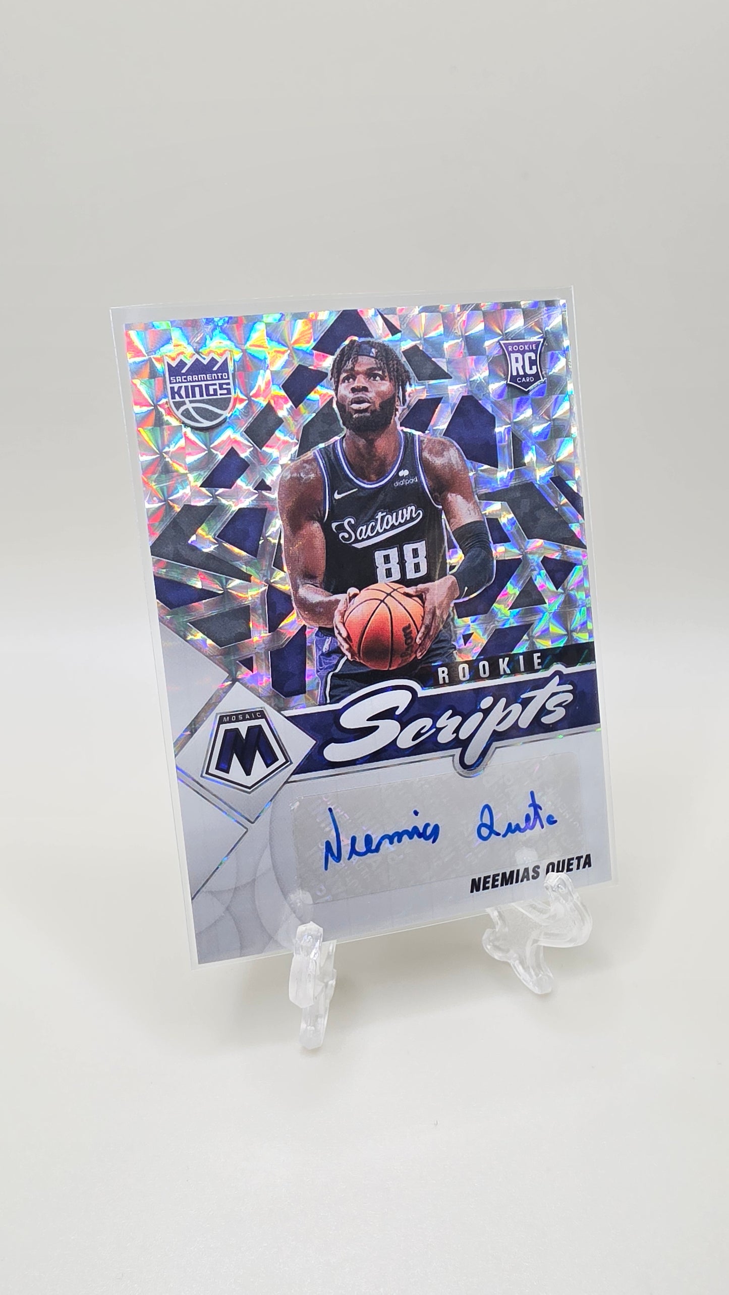 2021-22 Mosaic Rookie Scripts Neemias Queta Rookie Auto Card # RS-NEQ