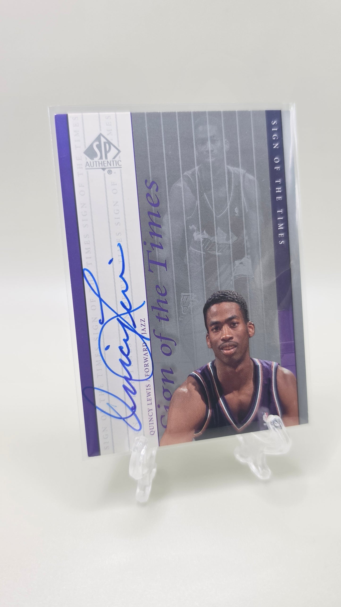 Upper Deck Sign of the Times Quicny Lewis Auto Card #QL