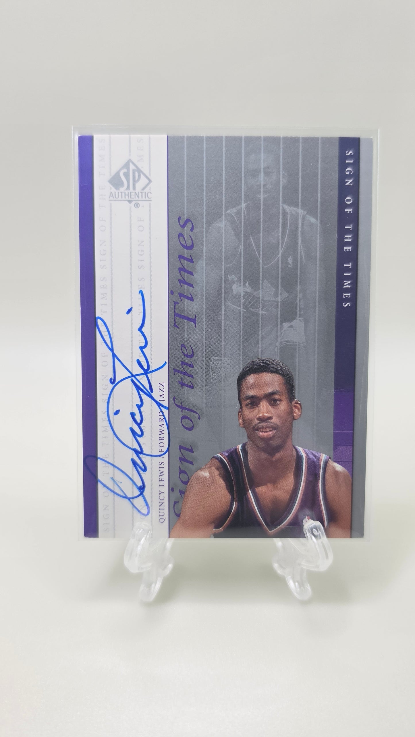 Upper Deck Sign of the Times Quicny Lewis Auto Card #QL