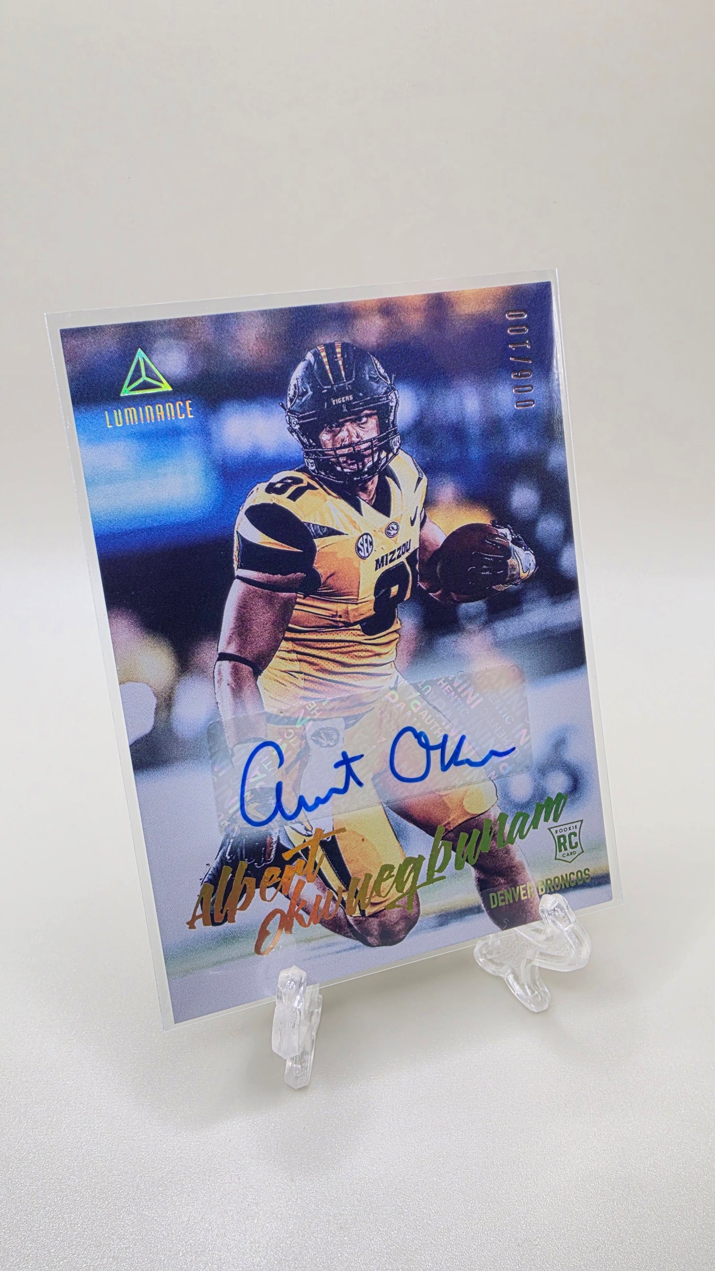 2020 Panini Luminance Albert Okwuegbunam Rookie Auto #/100 Card #188