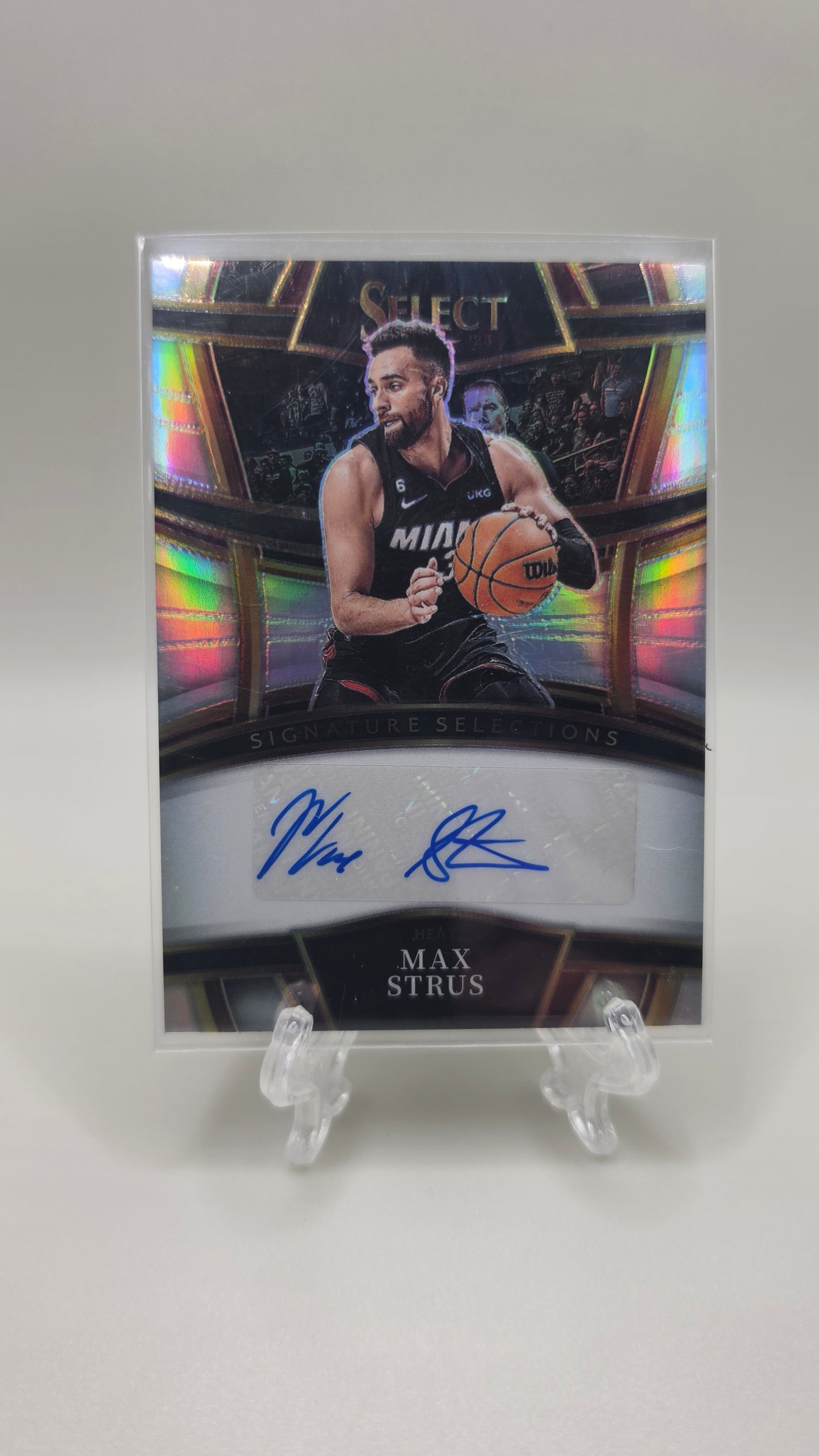 2022-23 Select Signature Selections Max Strus Auto Card #SS-MAX