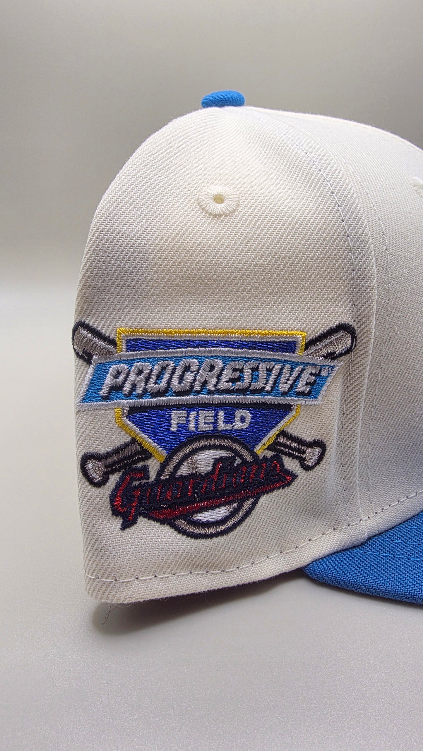 Cleveland Guardians 2 Tone Hatclub New Era Exclusive Hat