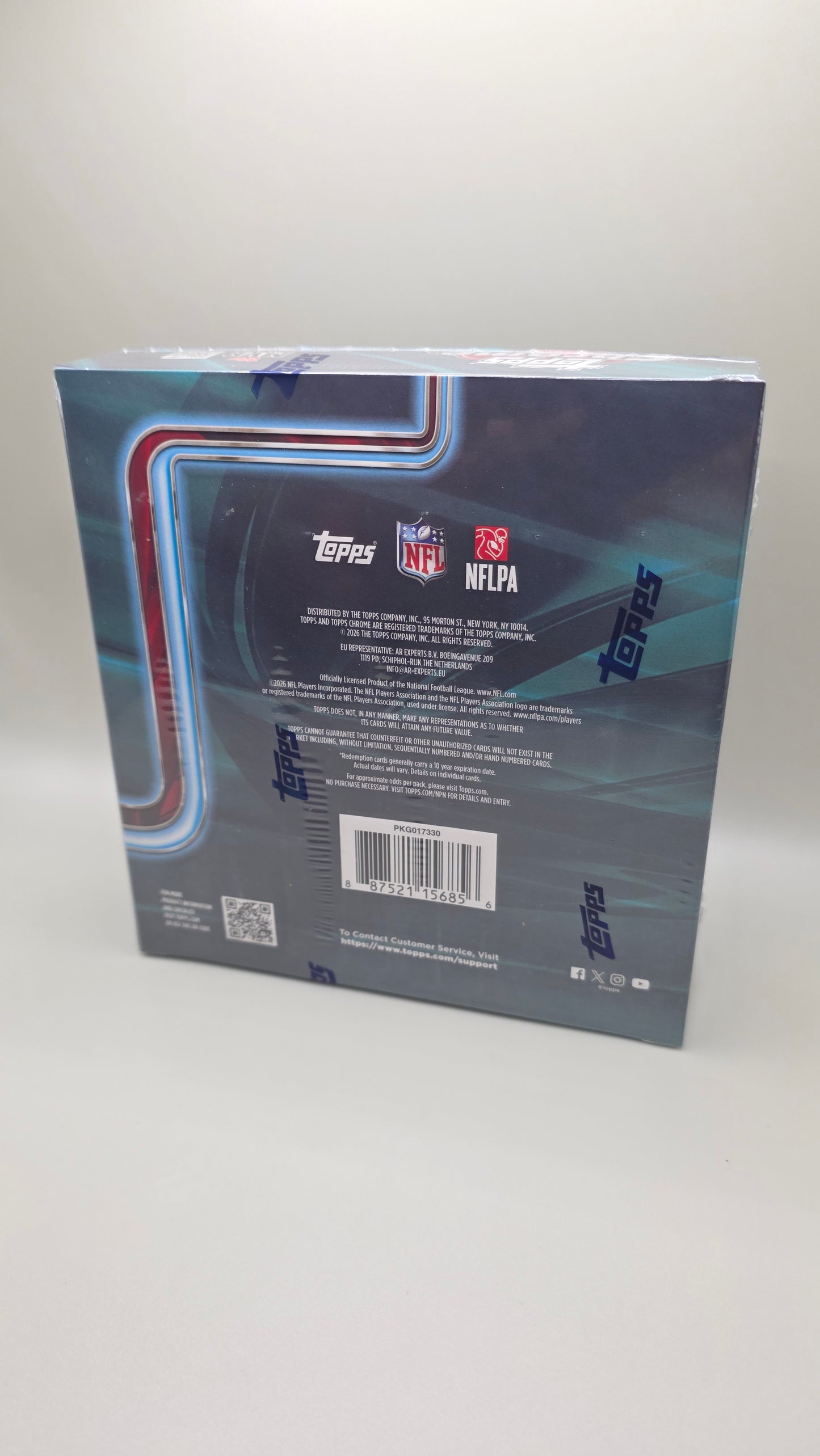 2025 Topps Chrome NFL Mega Box !!